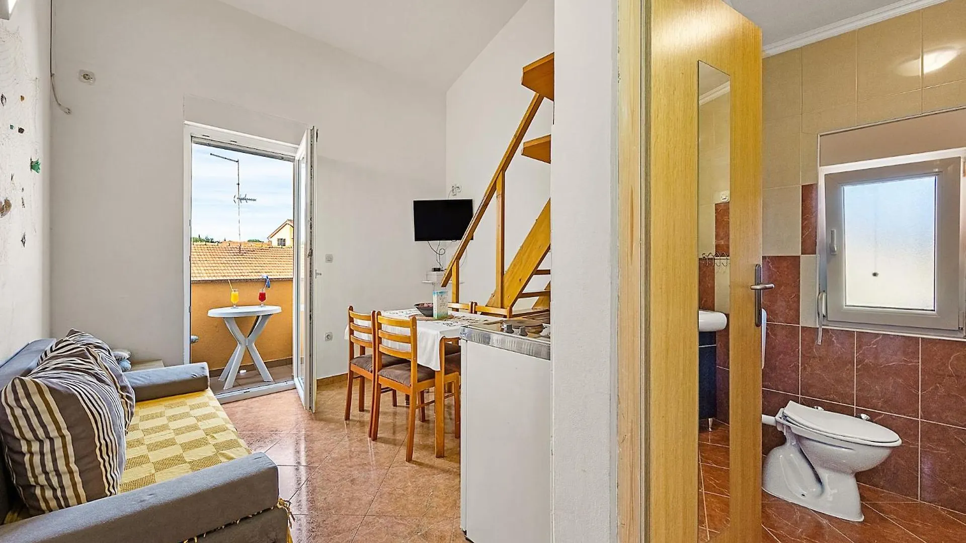 Studio Apartment, 250M From The Beach Μεντουλίν 0*,  Κροατία